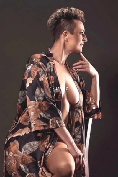 Squirtingqueen Photo