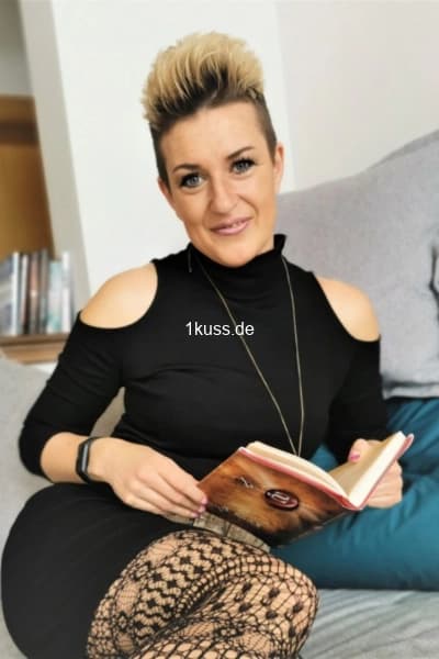 Squirtingqueen Photo